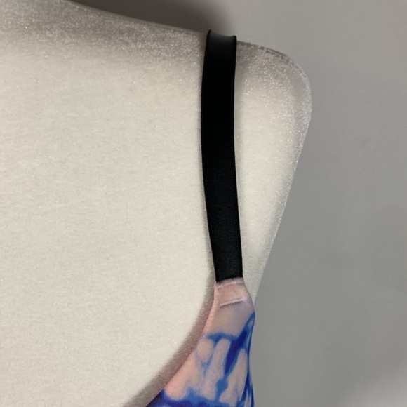 PINK Victoria’s Secret Blue & Pink Tie-Dye Bra 36DD - Picture 4 of 9